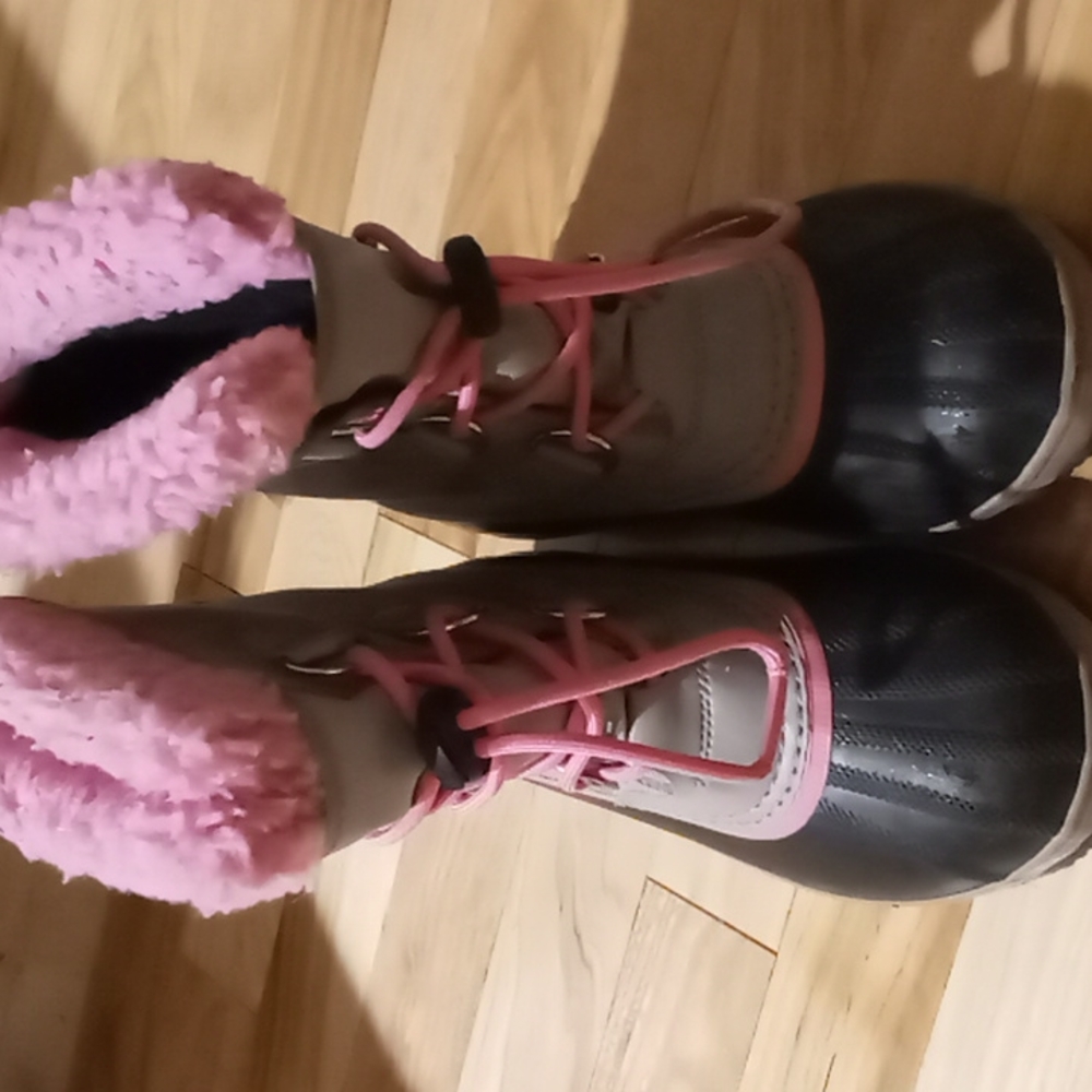 Sorel girls boots